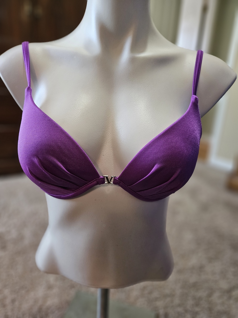 VENUS Vibrant Purple Plunge Push-Up Bra